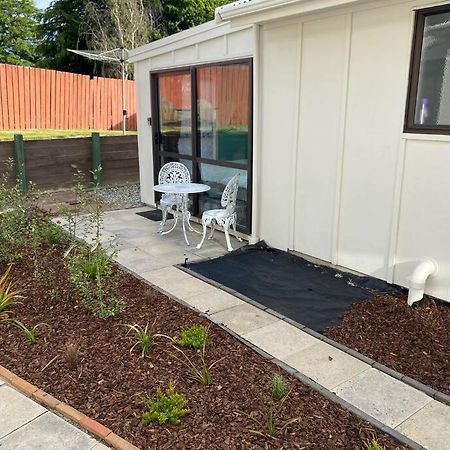 Little Hideaway Apartment Таупо Екстериор снимка